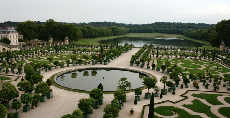 caminata por jardines de versalles