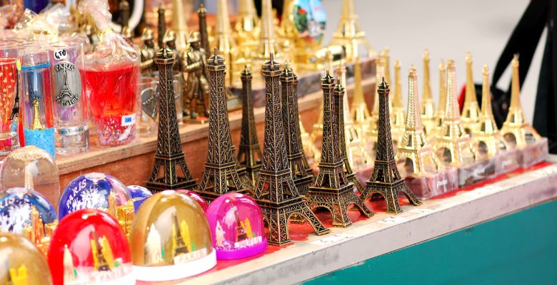 souvenirs de la torre eiffel