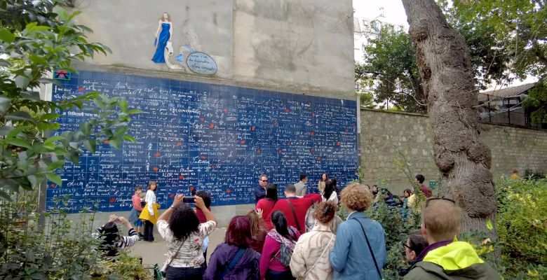 Visita al Muro de los Te Amo